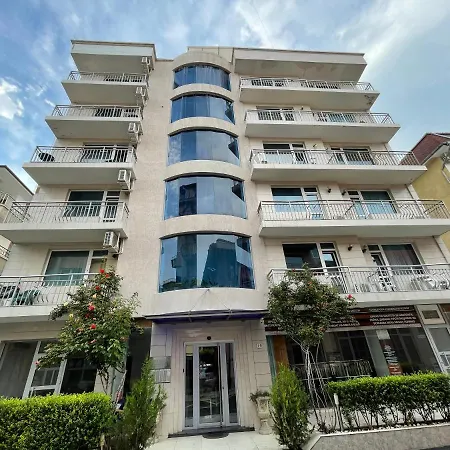 Apartamento Alexandrov Plaza Studio