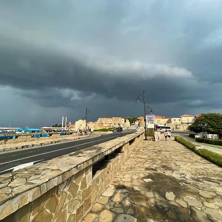 Alexandrov Plaza Studio Apartamento Nesebar